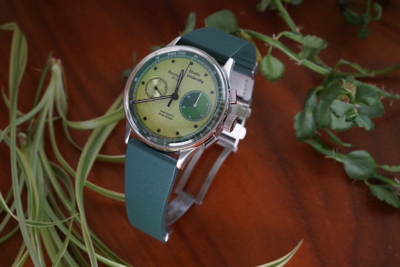 Green Ratchet Clasp Rubber Strap