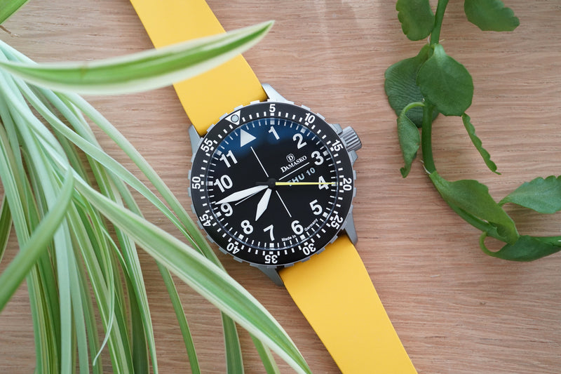 Yellow Ratchet Clasp Rubber Strap