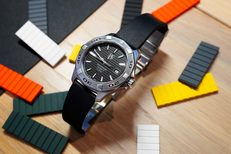 Black Ratchet Clasp Rubber Strap